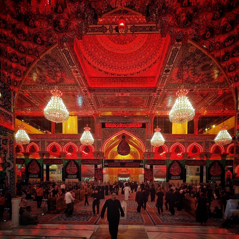 ایوان-طلا-امام-حسین-ع